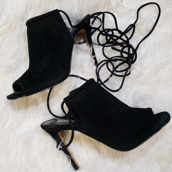 Steve Madden Shoes - 🚫SOLD🚫🎉3XHP! Steve Madden lace up heels